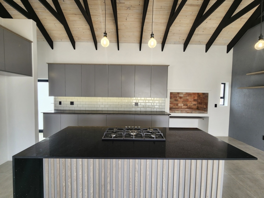 3 Bedroom Property for Sale in Country Club Western Cape